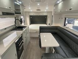 2023 JB Caravans 20'6 Dirt Road Xtreme Side Club