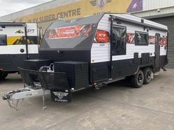 2023 JB Caravans 20'6 Dirt Road Xtreme Side Club