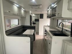 2023 JB Caravans 20'6 Dirt Road Xtreme Side Club