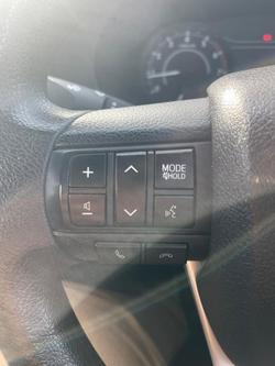 2016 Toyota
Hilux Workmate