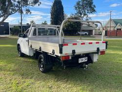 2016 Toyota
Hilux Workmate
