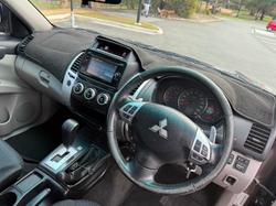 2015 Mitsubishi
Challenger