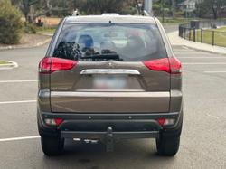 2015 Mitsubishi
Challenger