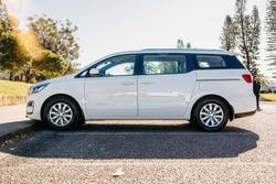2020 Kia
Carnival S