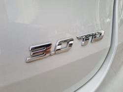 2025 Isuzu
MU-X LS-T