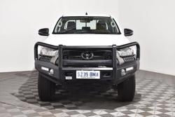 2020 Toyota
Hilux SR