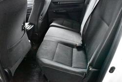 2020 Toyota
Hilux SR