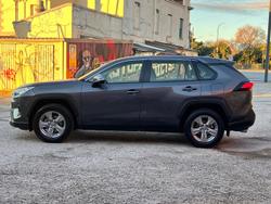 2022 Toyota
RAV4 GX