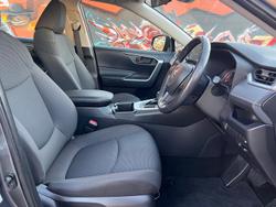 2022 Toyota
RAV4 GX