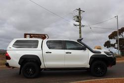 2020 Toyota
Hilux Rugged X