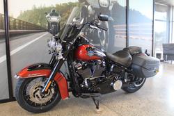 2025 Harley-davidson FLHC HERITAGE CLASSIC (117) WHISKEY FIRE
