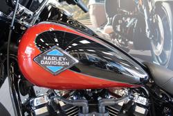 2025 Harley-davidson FLHC HERITAGE CLASSIC (117) WHISKEY FIRE