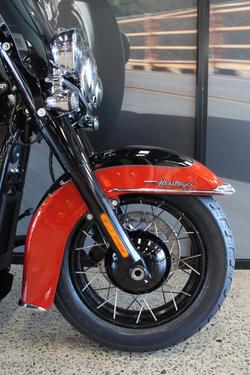 2025 Harley-davidson FLHC HERITAGE CLASSIC (117) WHISKEY FIRE