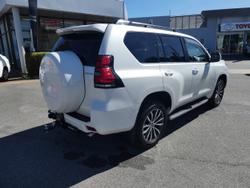 2023 Toyota
LANDCRUISER PRADO KAKADU 2.8L T DIESEL AUTOMATIC WAGON 4277430 005