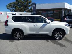 2023 Toyota
LANDCRUISER PRADO KAKADU 2.8L T DIESEL AUTOMATIC WAGON 4277430 005