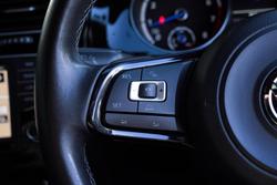 2016 Volkswagen
Golf R