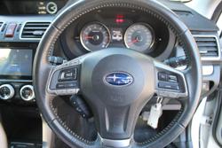 2015 Subaru
Forester 2.0i-L