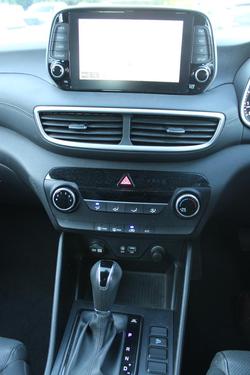 2018 Hyundai
                Tucson Active X
