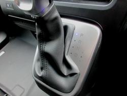 2024 Hyundai
                STARIA LOAD 