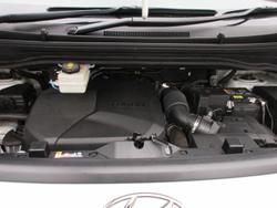 2024 Hyundai
                STARIA LOAD 