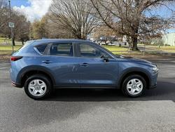 2017 Mazda
CX-5 Maxx