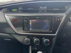 2014 Toyota
Corolla Ascent Sport S-CVT