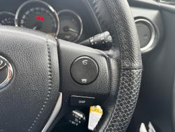 2014 Toyota
Corolla Ascent Sport S-CVT