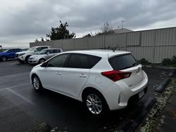 2014 Toyota
Corolla Ascent Sport S-CVT