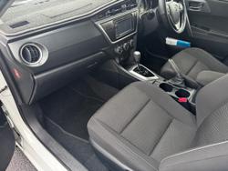 2014 Toyota
Corolla Ascent Sport S-CVT