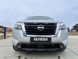 2022 Nissan
Pathfinder Ti