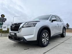 2022 Nissan
Pathfinder Ti