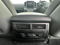 2017 Toyota
Landcruiser GXL