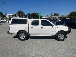 2005 Nissan
Navara ST-R