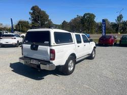2005 Nissan
Navara ST-R