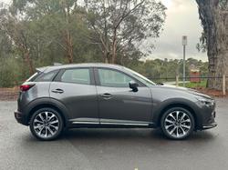 2020 Mazda
CX-3 sTouring