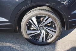2022 Volkswagen
                Touareg 210TDI R-Line