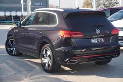 2022 Volkswagen
                Touareg 210TDI R-Line