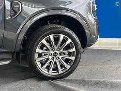 2025 Ford
Everest Platinum