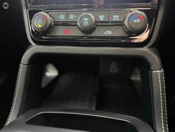 2025 Ford
Everest Platinum