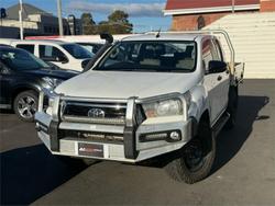 2019 Toyota
Hilux SR