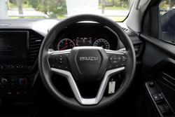 2023 Isuzu
D-MAX SX