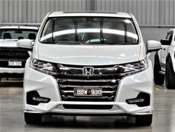 2018 Honda Odyssey VTi-L 5th Gen MY18 Platinum White