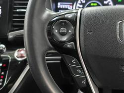 2018 Honda Odyssey VTi-L 5th Gen MY18 Platinum White