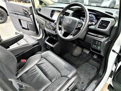 2018 Honda Odyssey VTi-L 5th Gen MY18 Platinum White