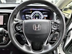 2018 Honda Odyssey VTi-L 5th Gen MY18 Platinum White