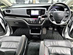 2018 Honda Odyssey VTi-L 5th Gen MY18 Platinum White