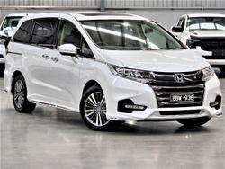 2018 Honda Odyssey VTi-L 5th Gen MY18 Platinum White