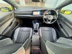 2022 Volkswagen
Golf 110TSI R-Line