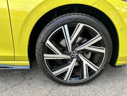 2022 Volkswagen
Golf 110TSI R-Line