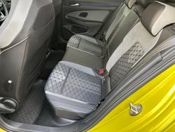 2022 Volkswagen
Golf 110TSI R-Line